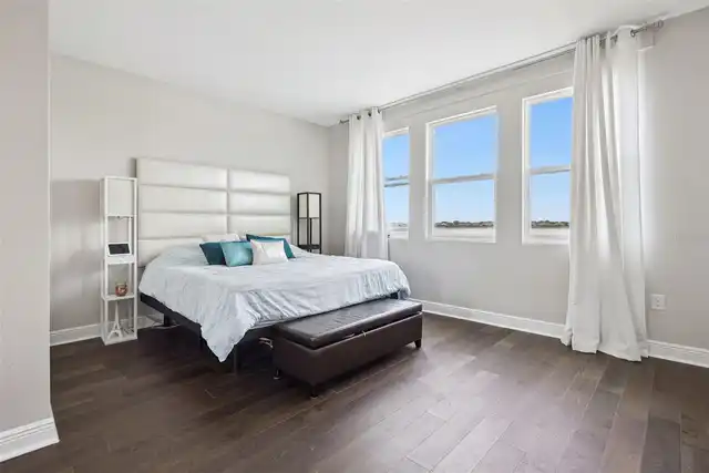 Listing Photo 17