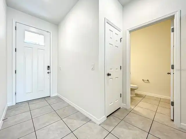 Listing Photo 11