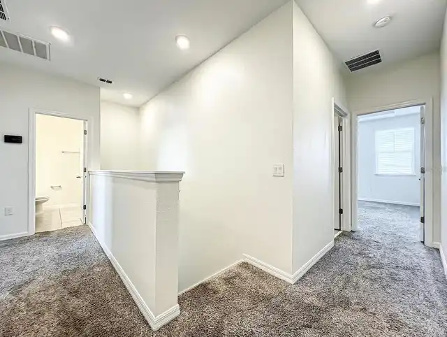 Listing Photo 37
