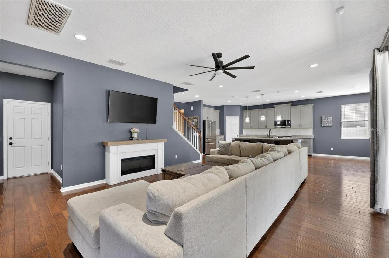 Listing Photo 11