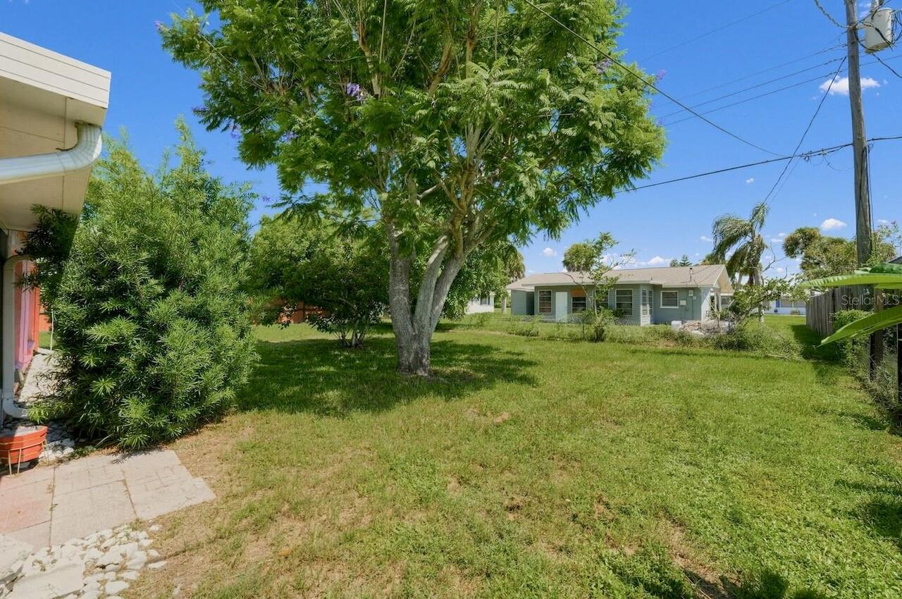 Listing Photo 8