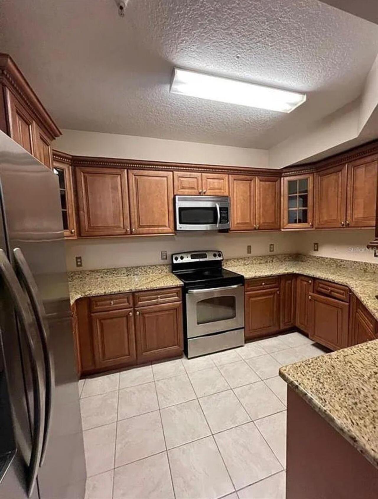 Listing Photo 9