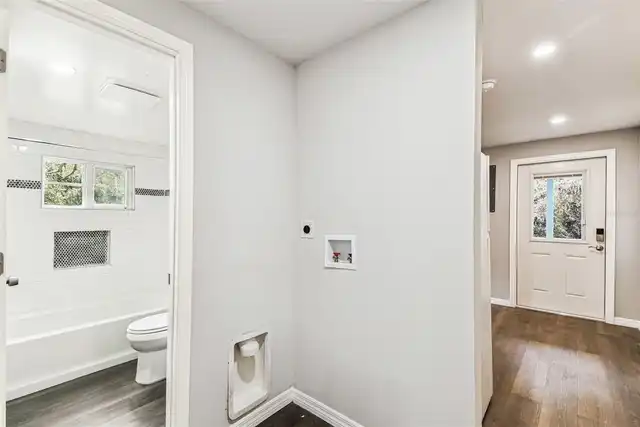 Listing Photo 25