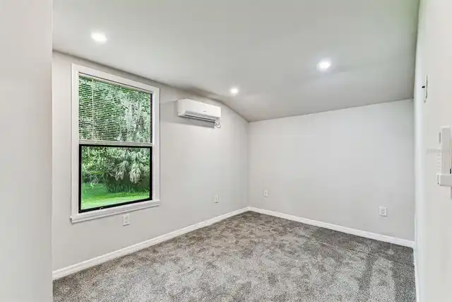 Listing Photo 29