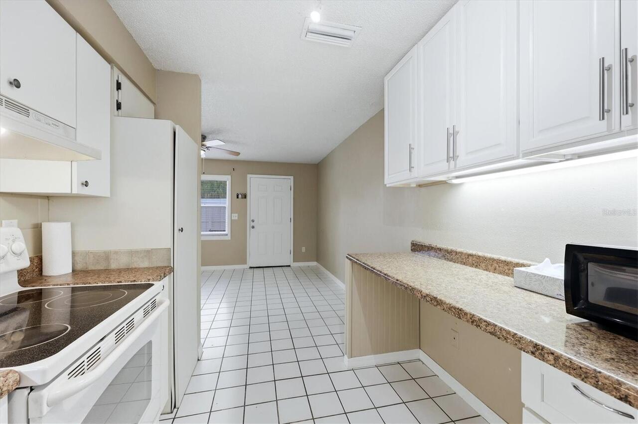 Listing Photo 17