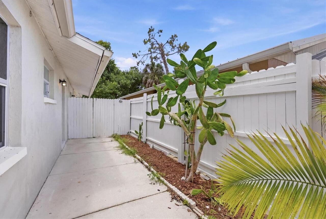 Listing Photo 25