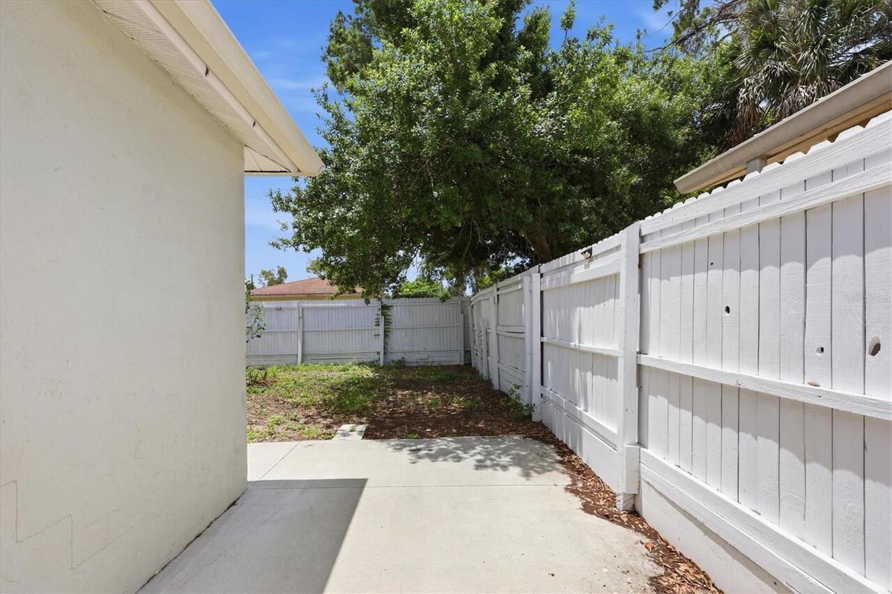 Listing Photo 44