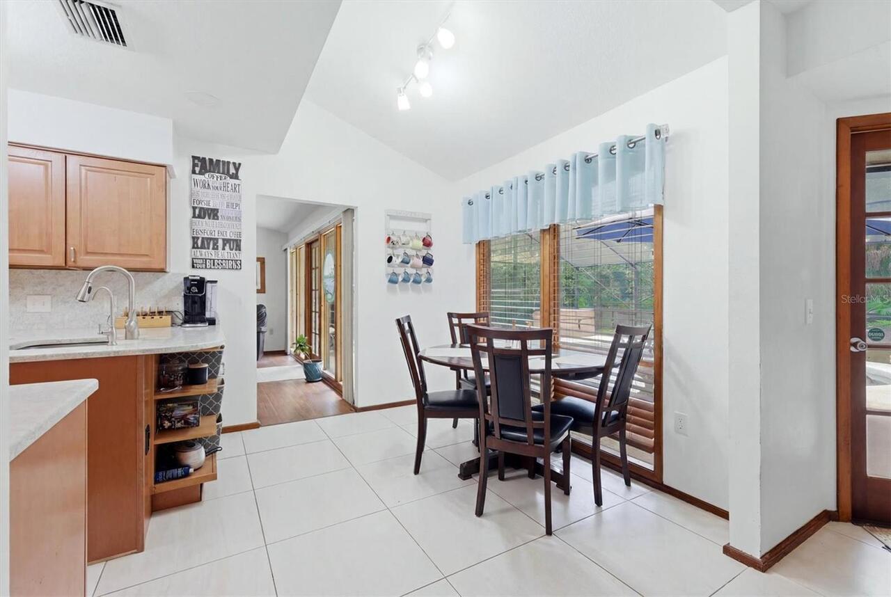 Listing Photo 16