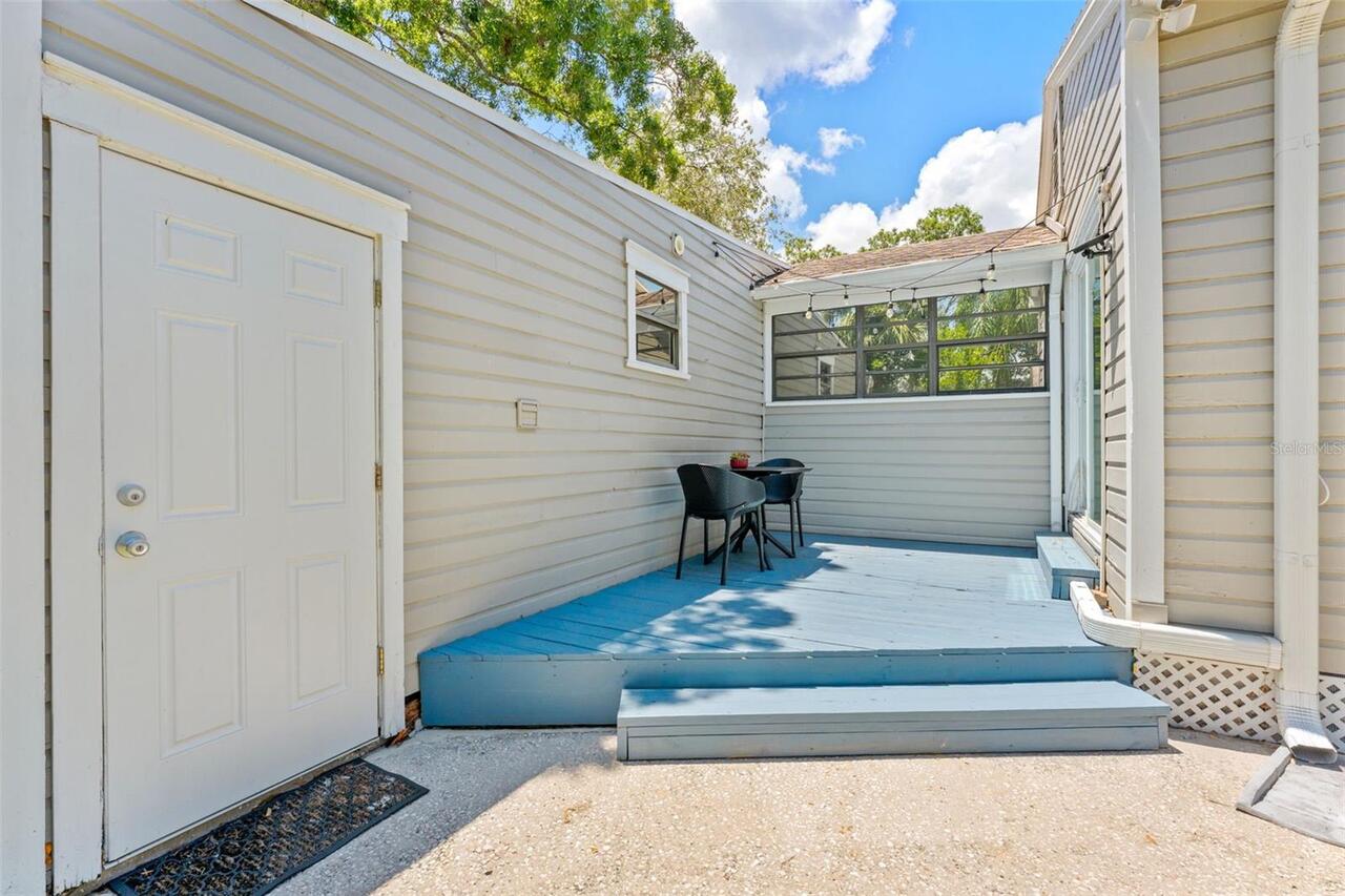 Listing Photo 11