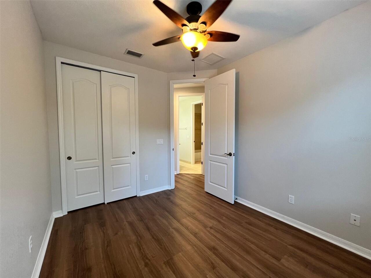 Listing Photo 10