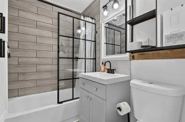 Listing Photo 8