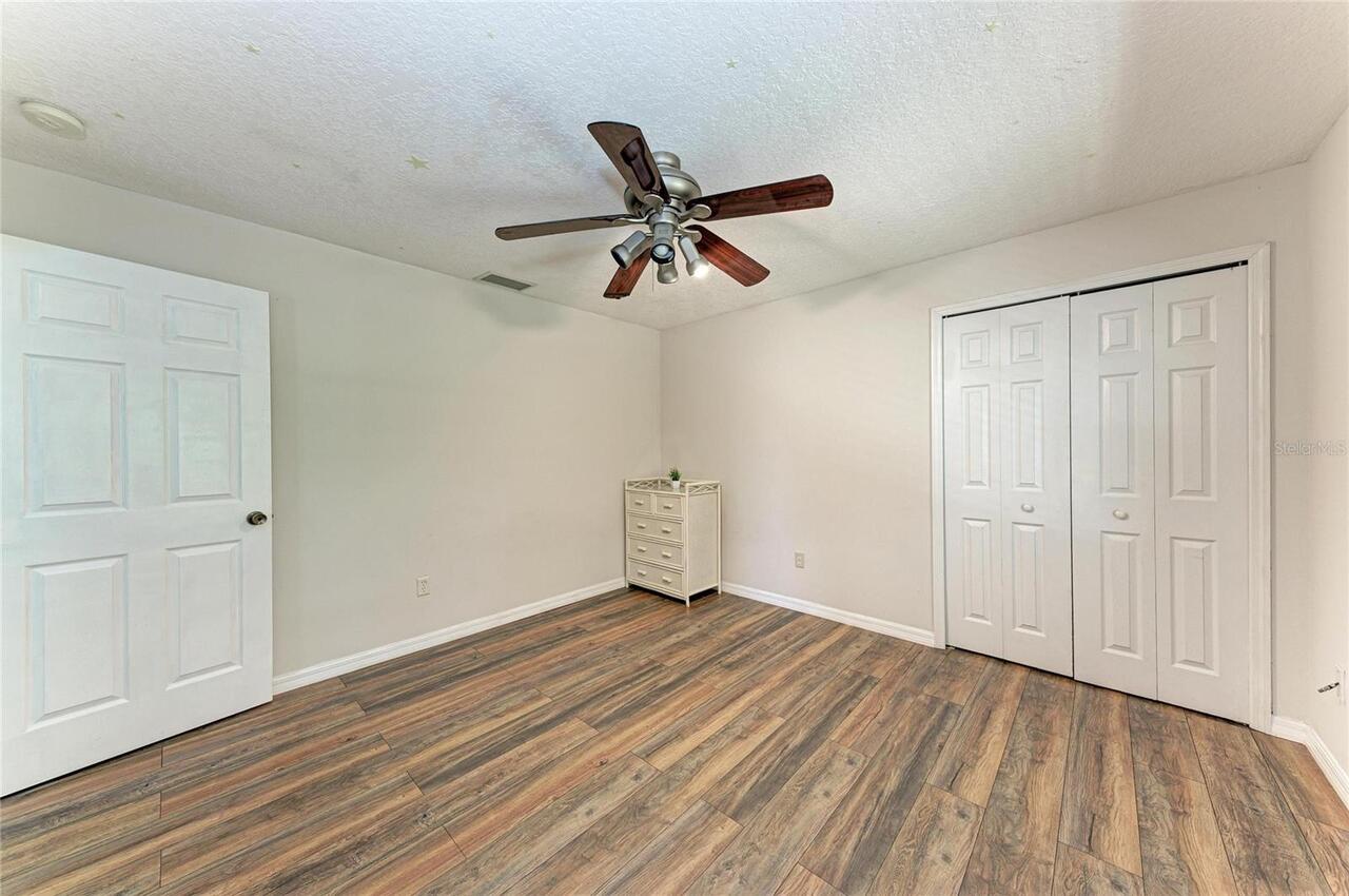 Listing Photo 43