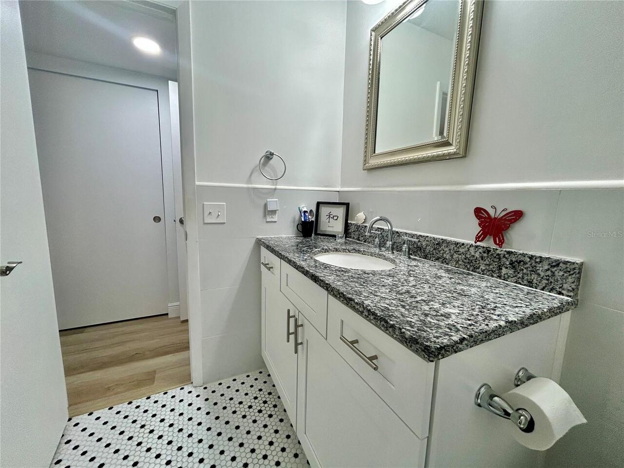 Listing Photo 22