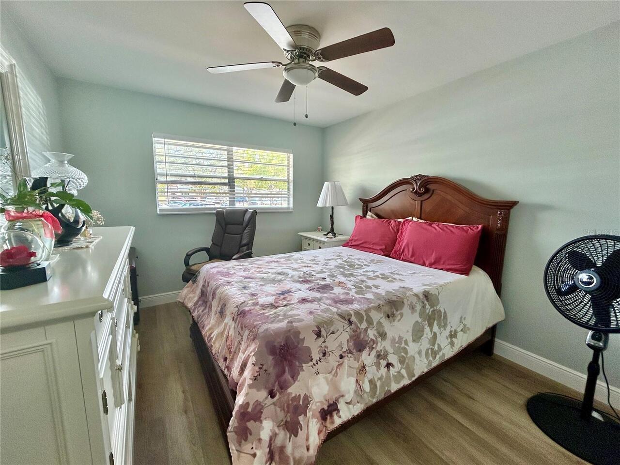 Listing Photo 23