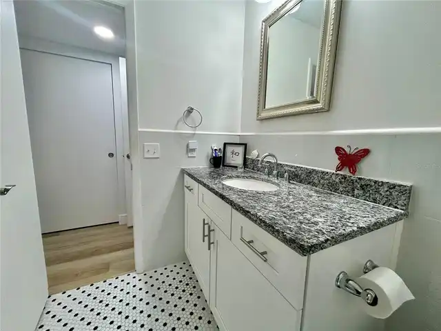 Listing Photo 22