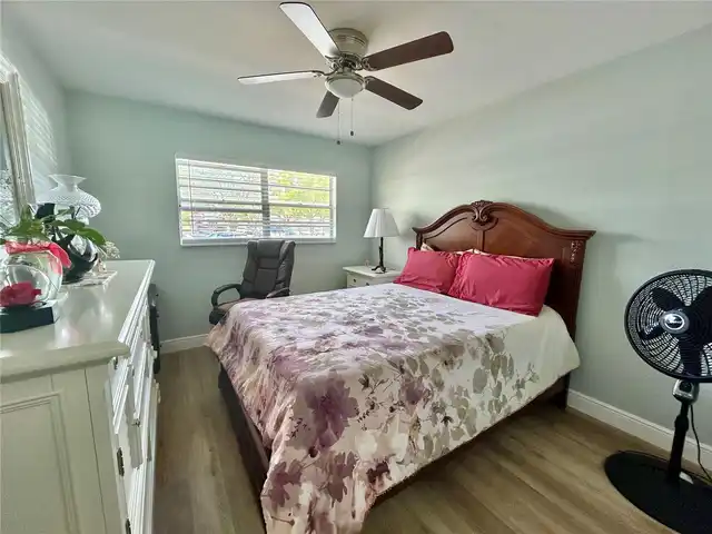 Listing Photo 23