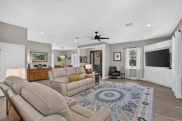Listing Photo 16