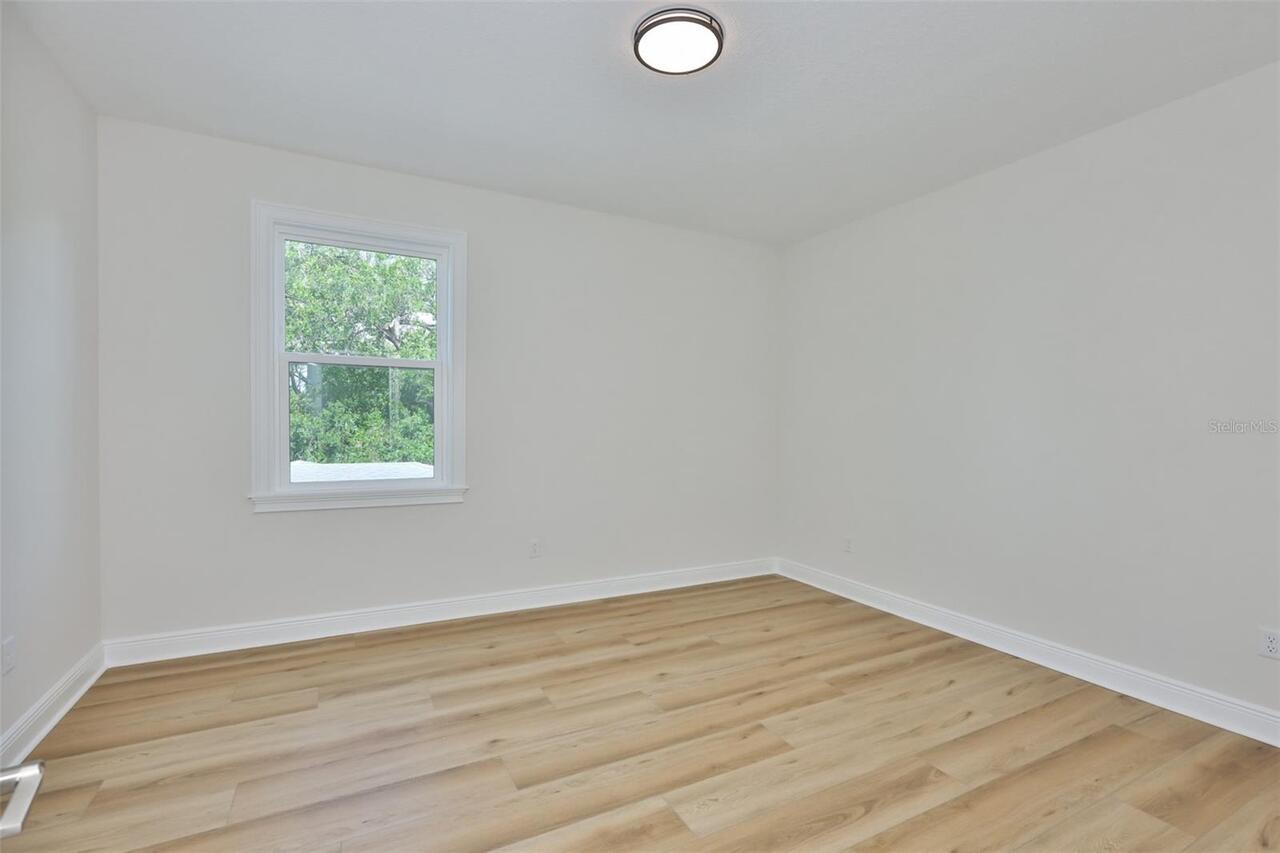 Listing Photo 26