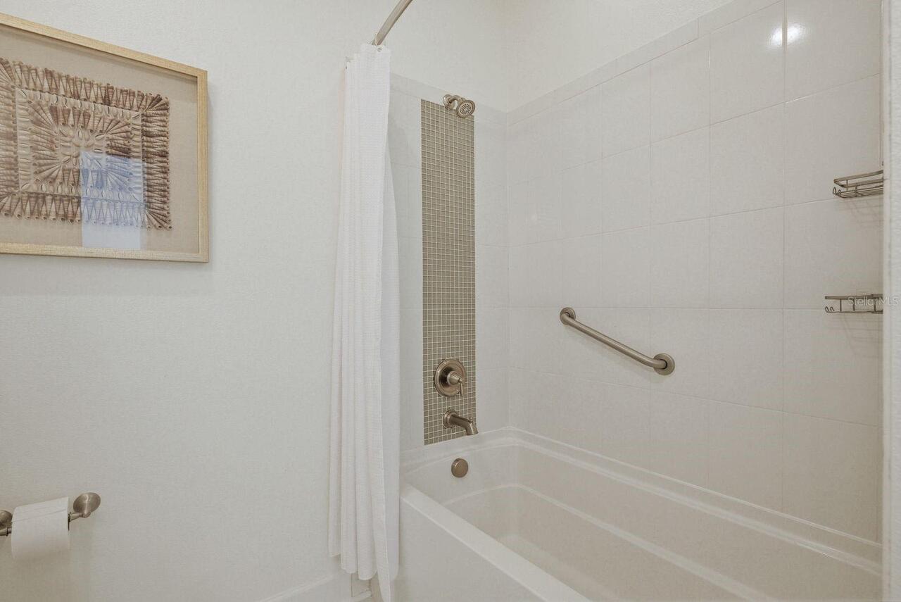 Listing Photo 28