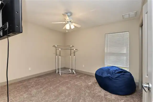 Listing Photo 34