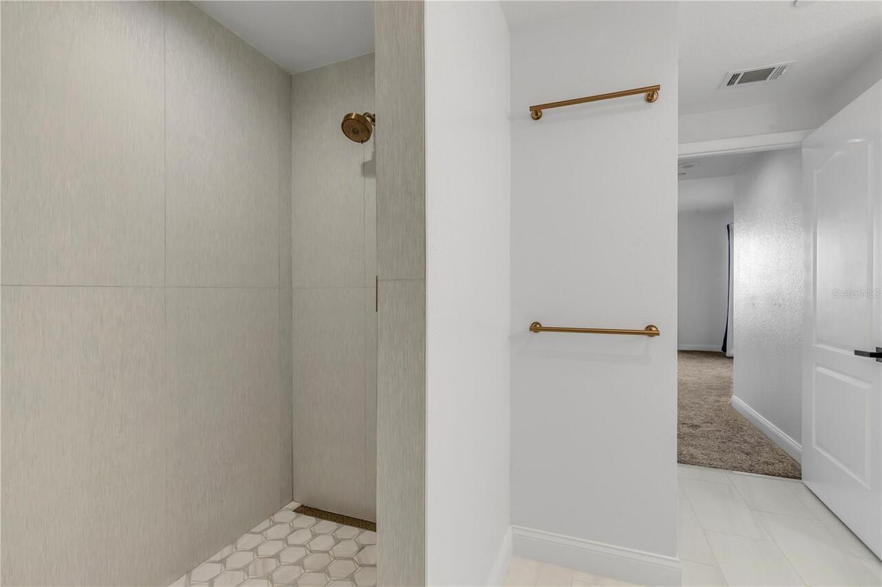 Listing Photo 42