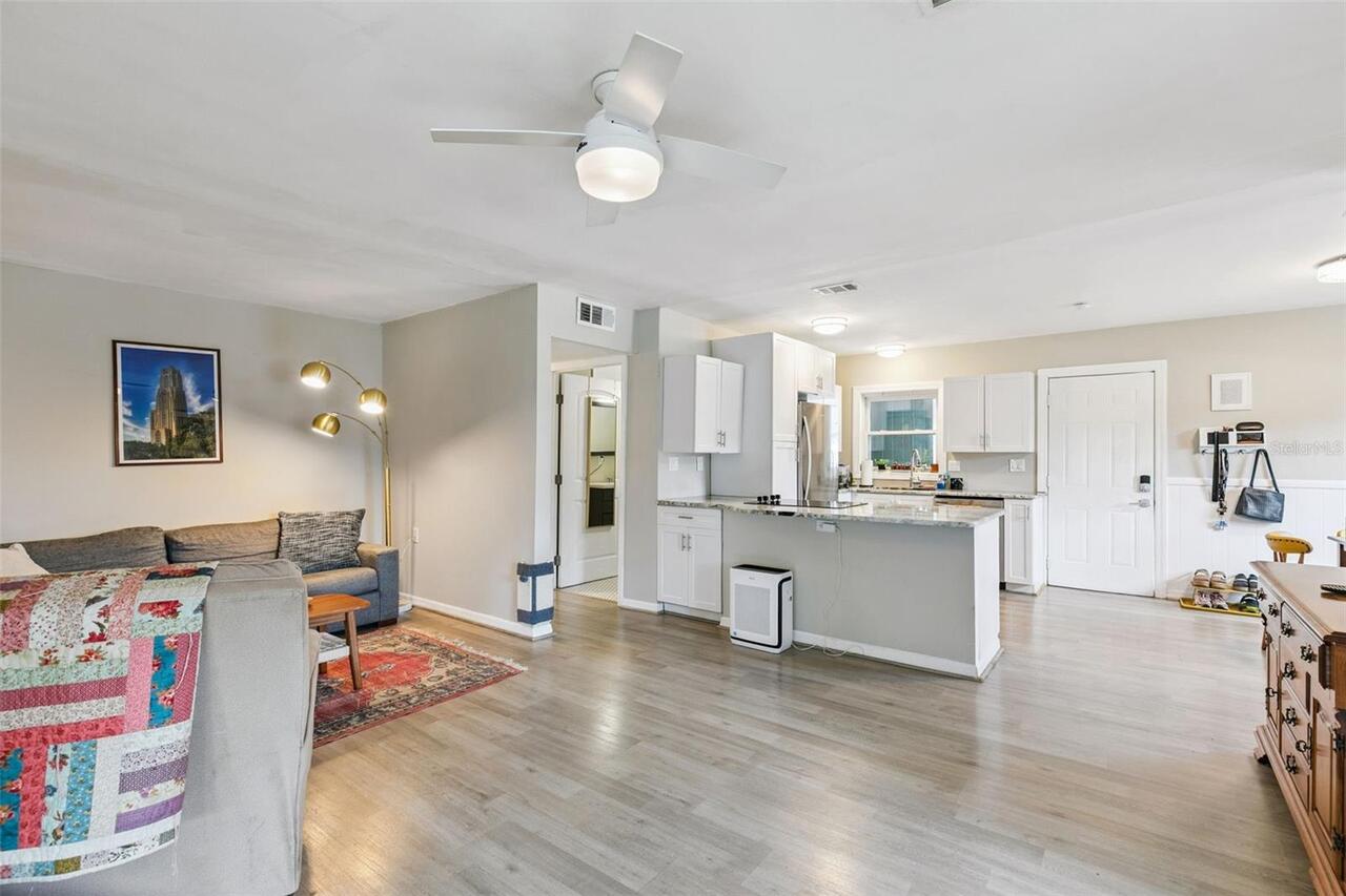 Listing Photo 10