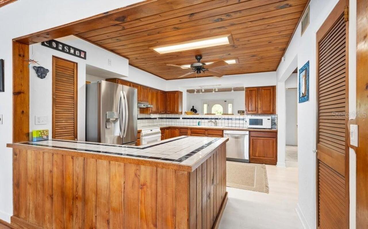 Listing Photo 18
