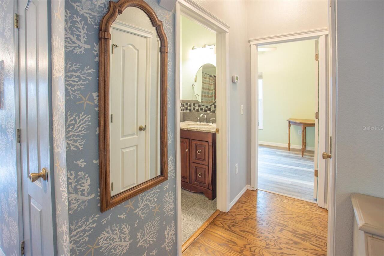 Listing Photo 16