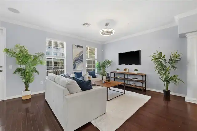 Listing Photo 10