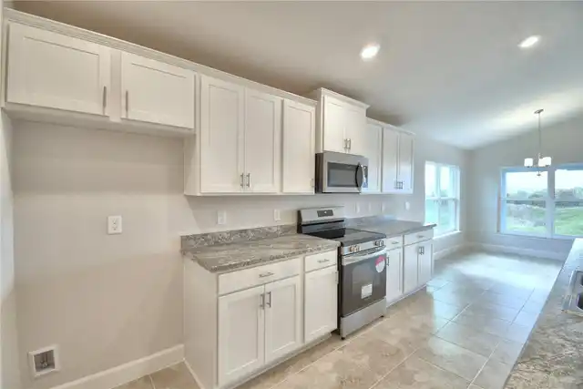 Listing Photo 19
