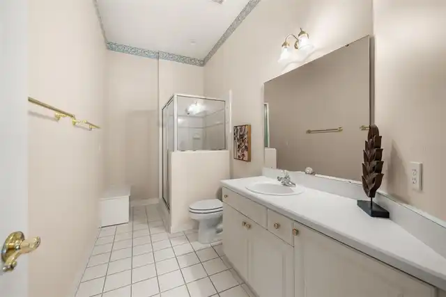 Listing Photo 25