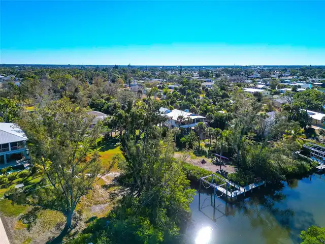 Listing Photo 7