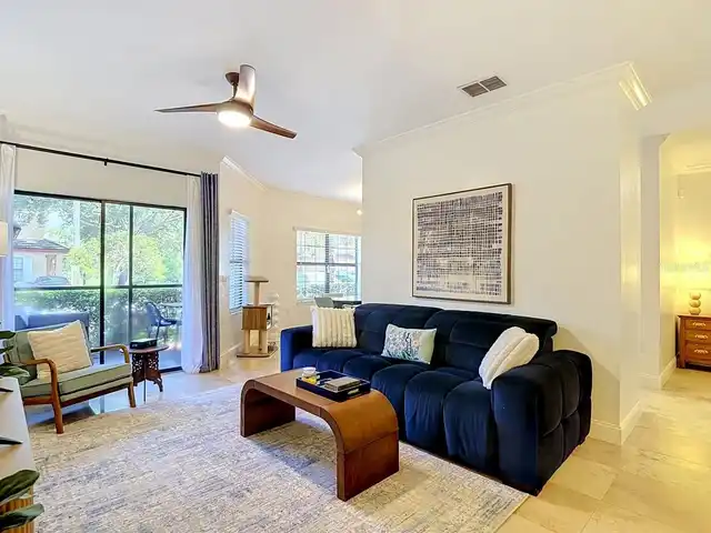 Listing Photo 9