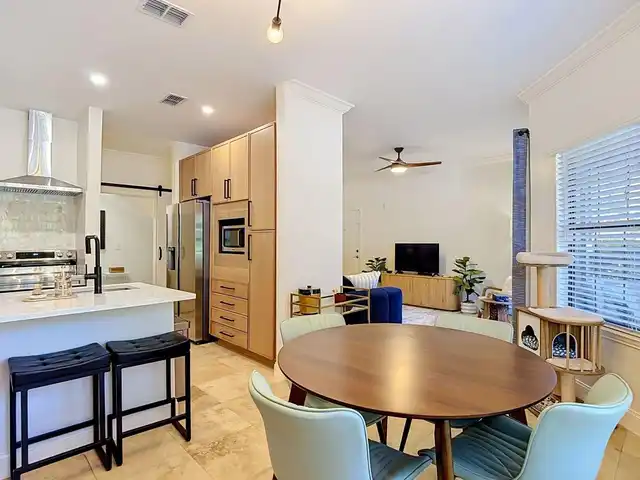 Listing Photo 18