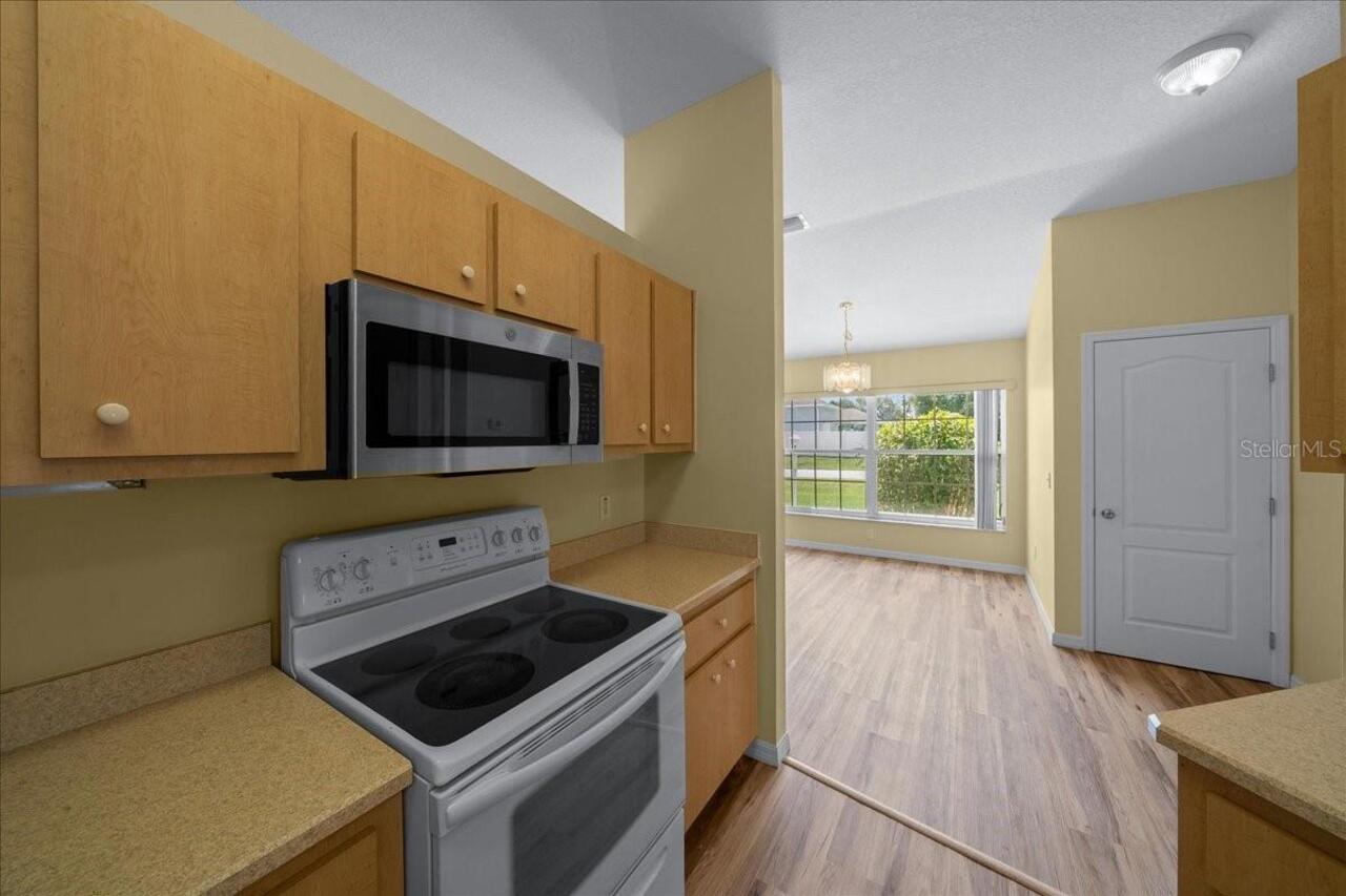 Listing Photo 11