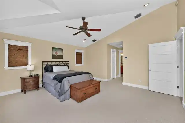 Listing Photo 34