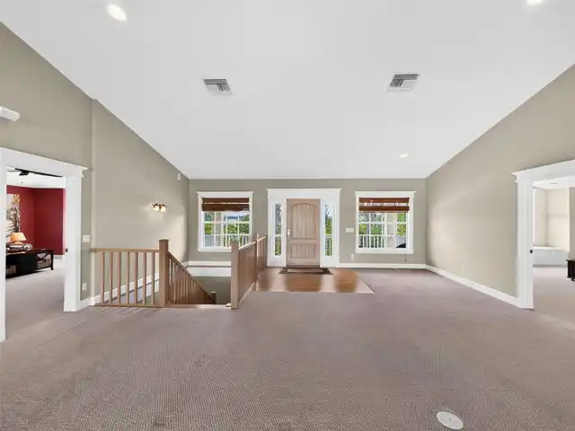 Listing Photo 43