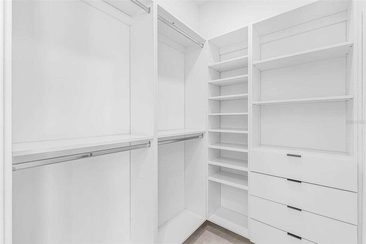 Listing Photo 24