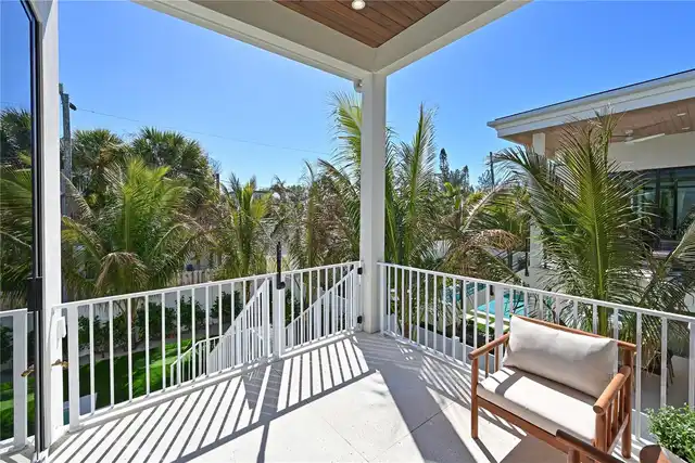 Listing Photo 16