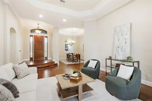 Listing Photo 11
