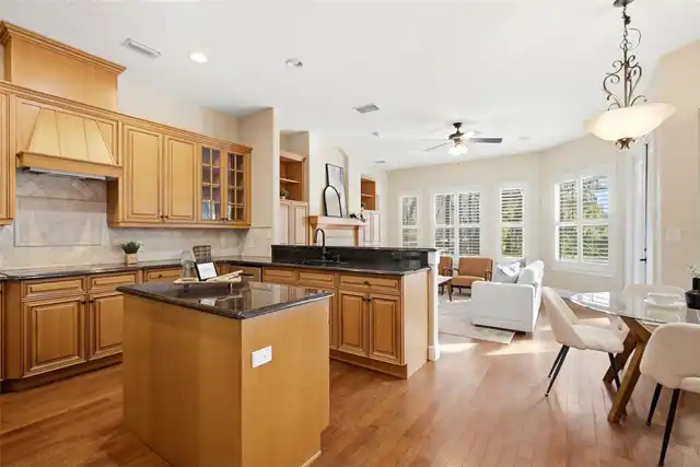Listing Photo 21