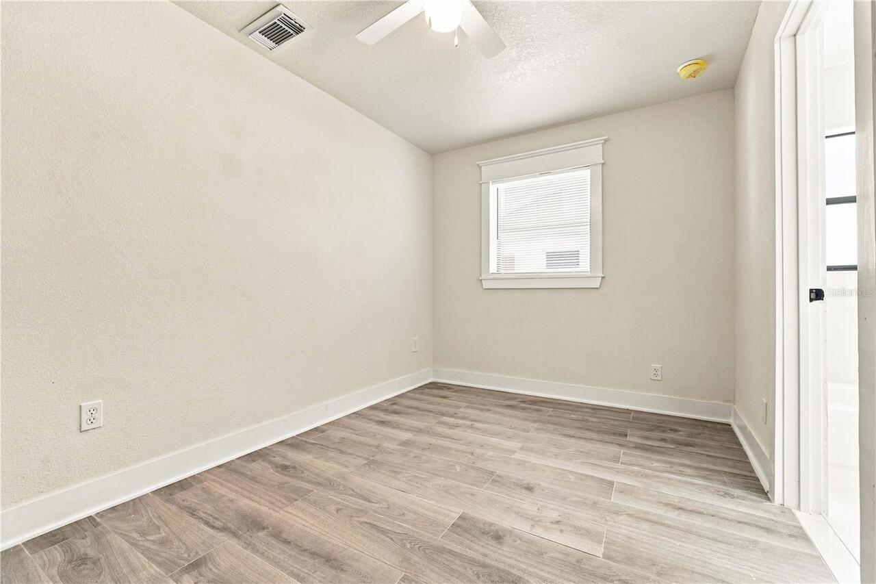 Listing Photo 38
