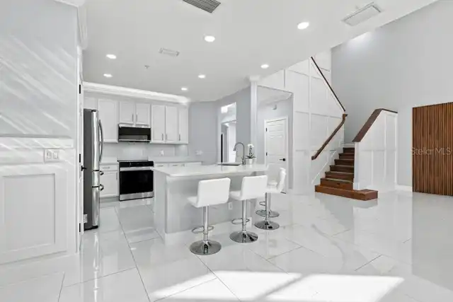 Listing Photo 10