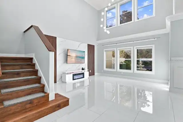 Listing Photo 14