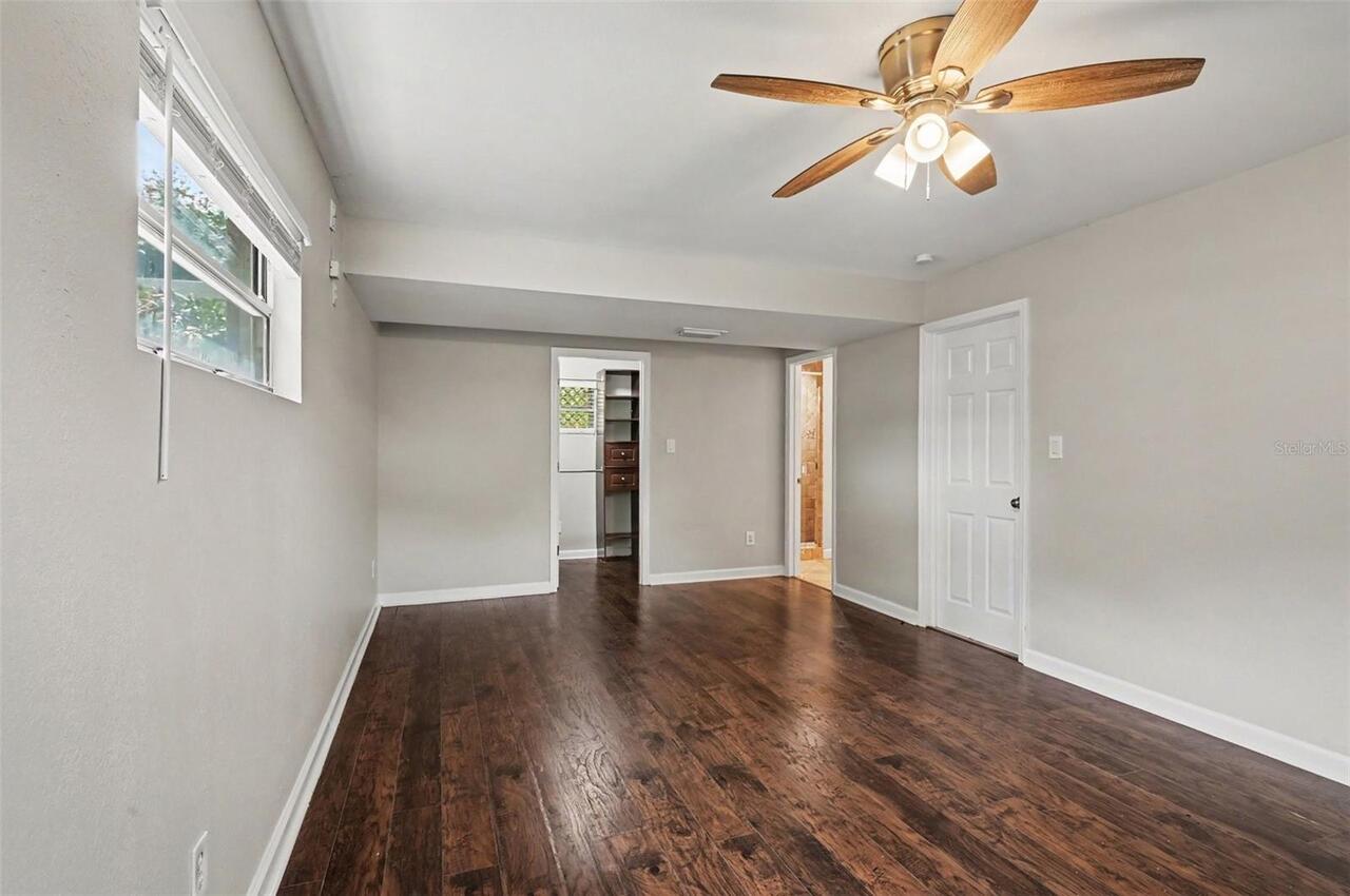 Listing Photo 7