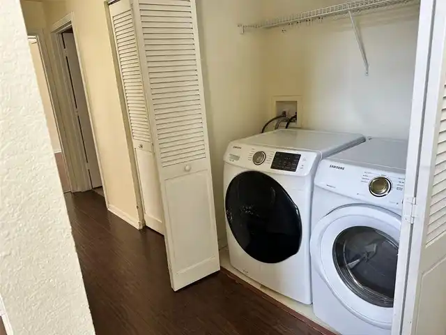 Listing Photo 12