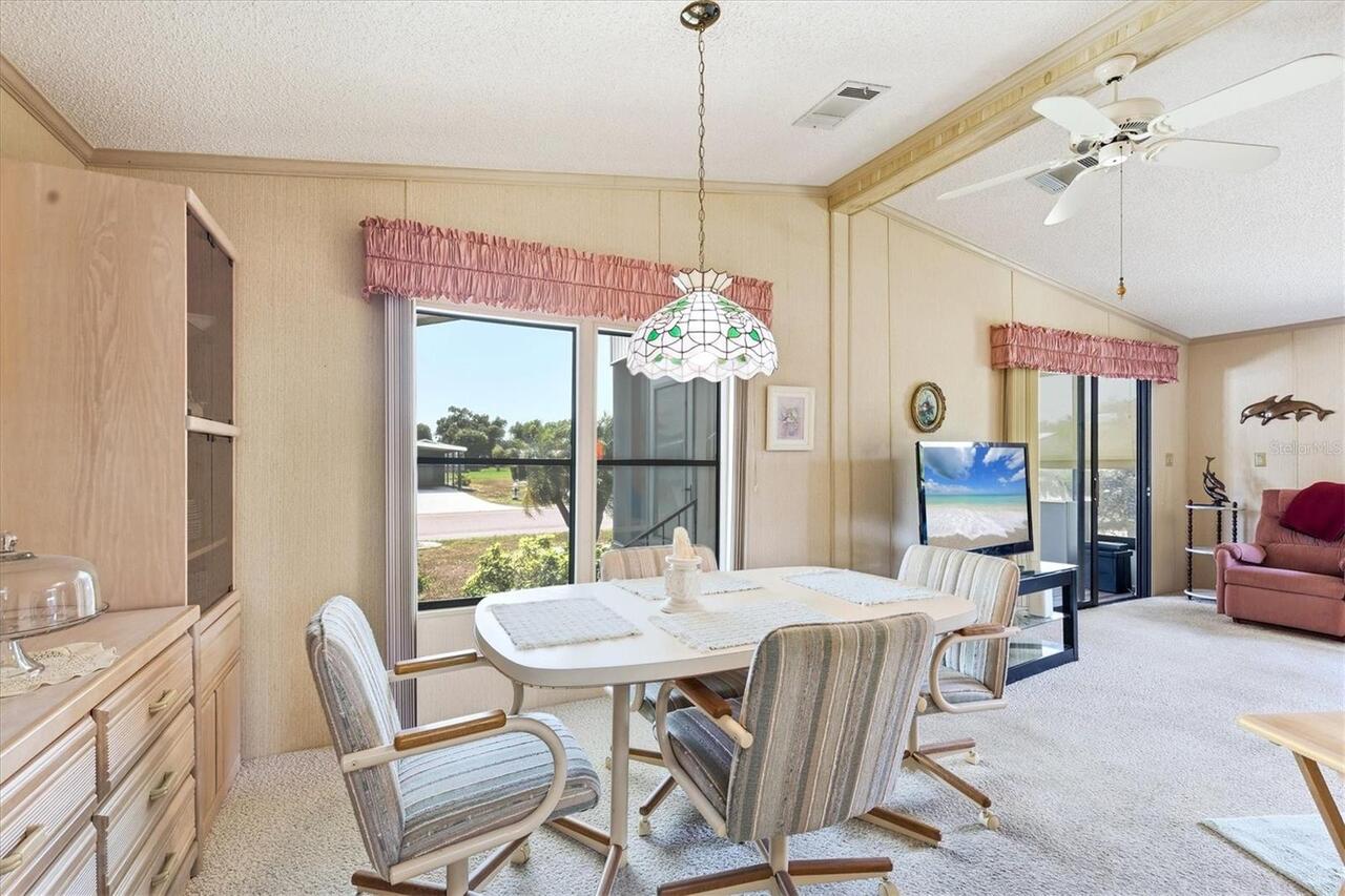 Listing Photo 14