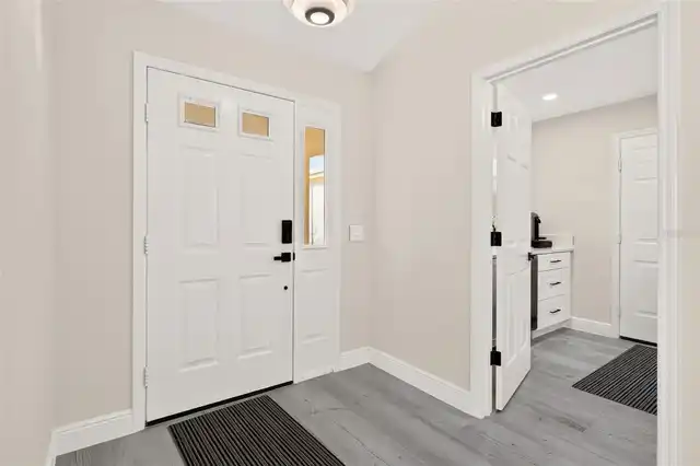 Listing Photo 8