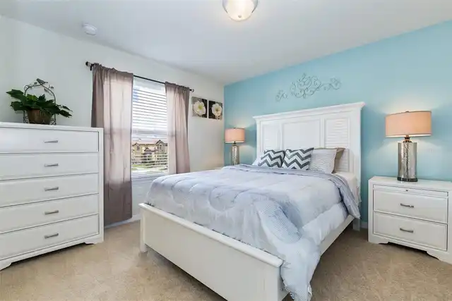 Listing Photo 15