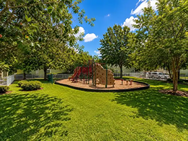 Listing Photo 37